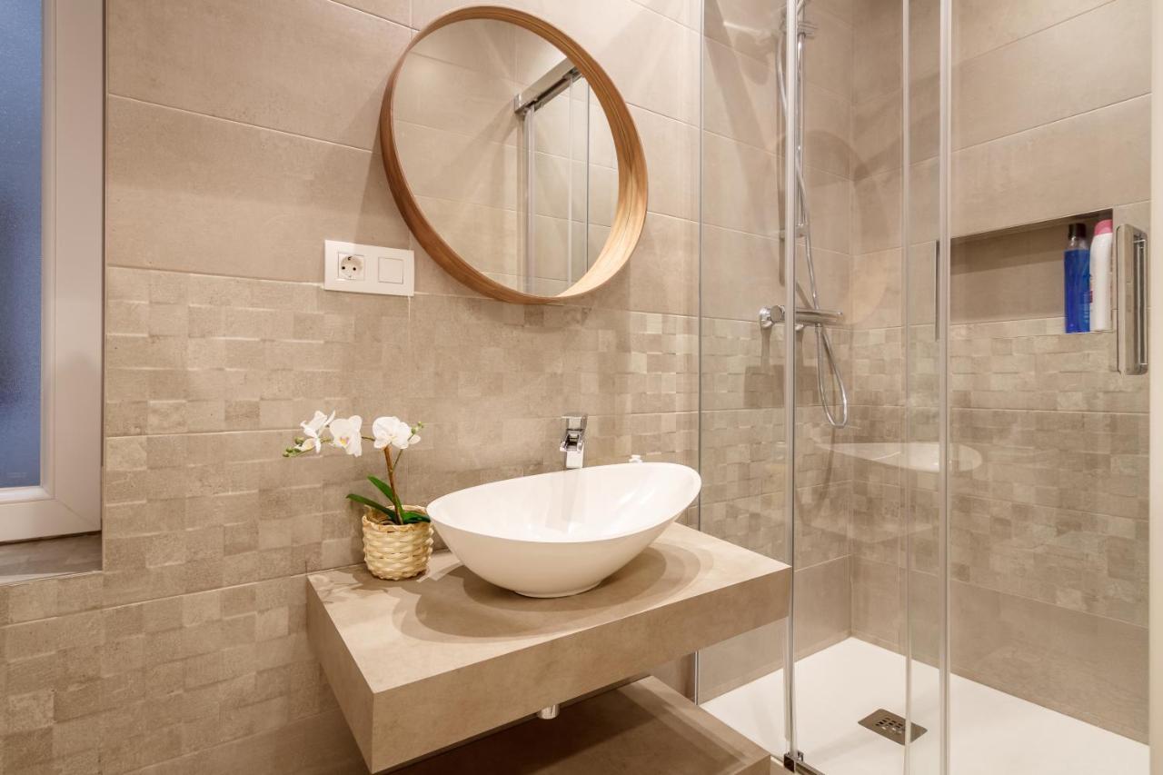 Paseo Del Arenal En El Casco Viejo Apartment Билбао Екстериор снимка
