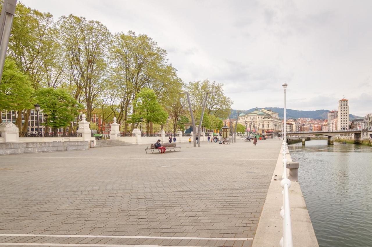 Paseo Del Arenal En El Casco Viejo Apartment Билбао Екстериор снимка