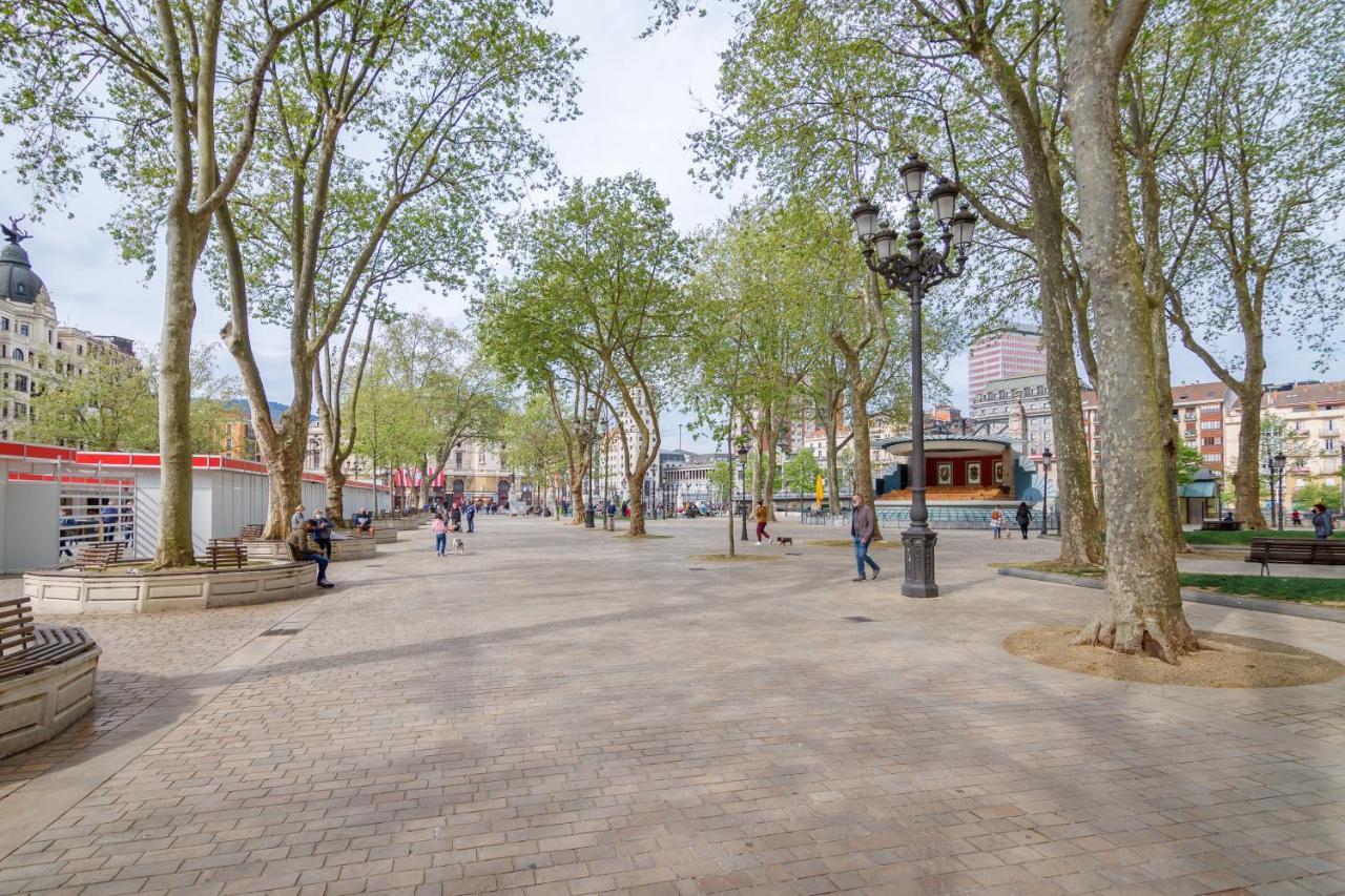 Paseo Del Arenal En El Casco Viejo Apartment Билбао Екстериор снимка